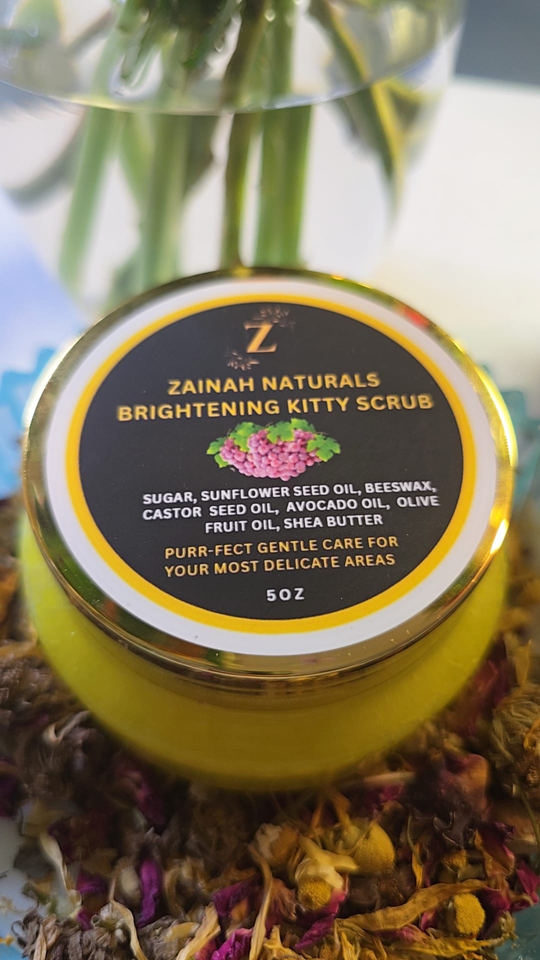 Zainah Naturals Brightening Scrub